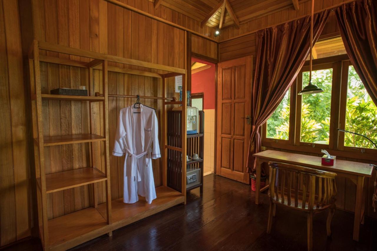 K2 Lembeh Dive Resort 비퉁 외부 사진