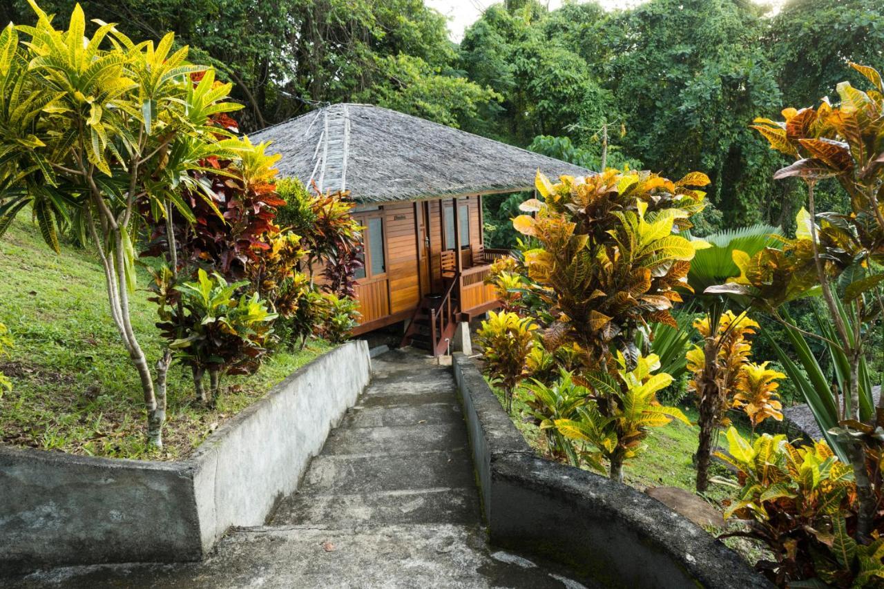 K2 Lembeh Dive Resort 비퉁 외부 사진